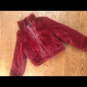 Faux-fur fashionnova jacket size XS fits medium